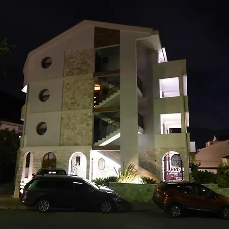 Buba Apartment *