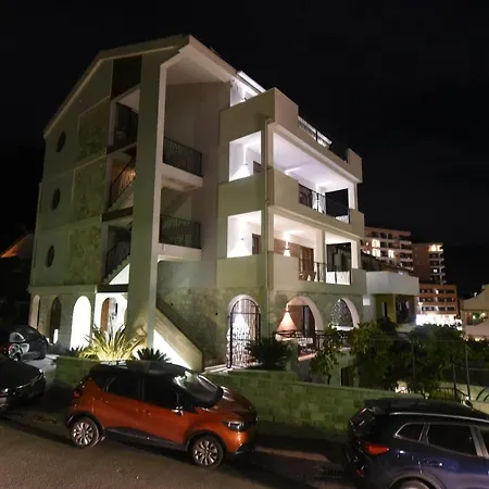 Apartment Buba Budva