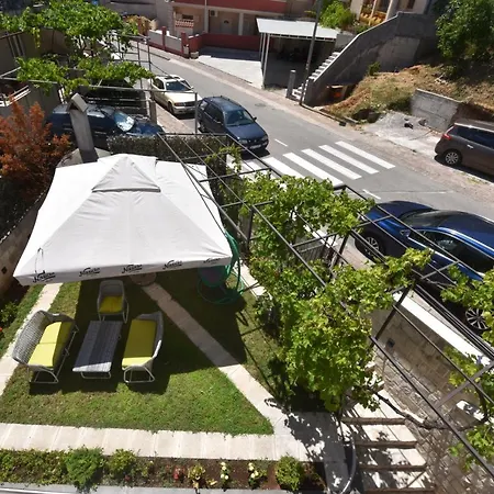 Apartment Buba Budva